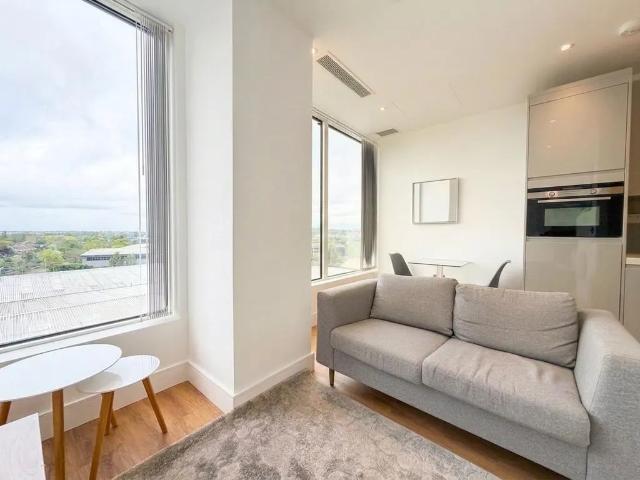 Studio for rent in London Borough of Ealing, Greater London