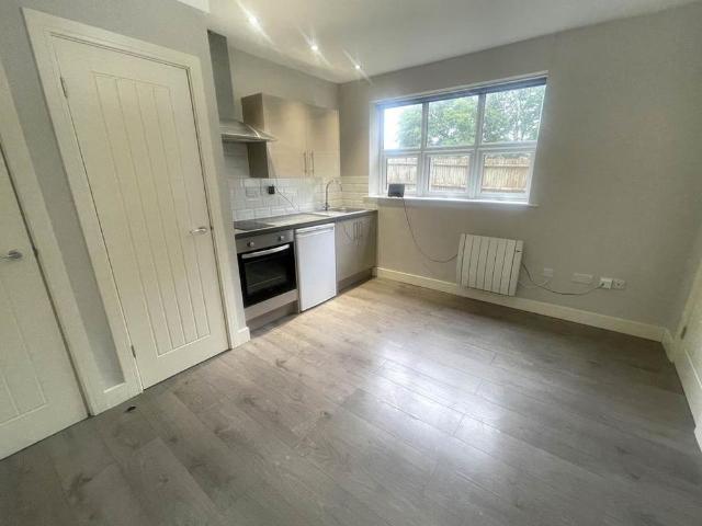 Studio for rent in Penlands Green, Perryfields