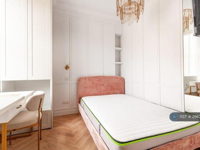 Studio for rent in Paddington, Greater London
