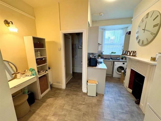Studio for rent in Clapham, West Sussex