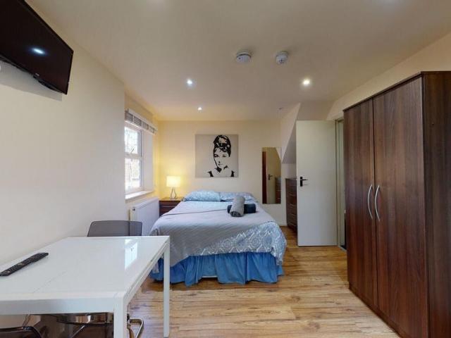 Flat for rent in Cat Hill, Isle Of Man