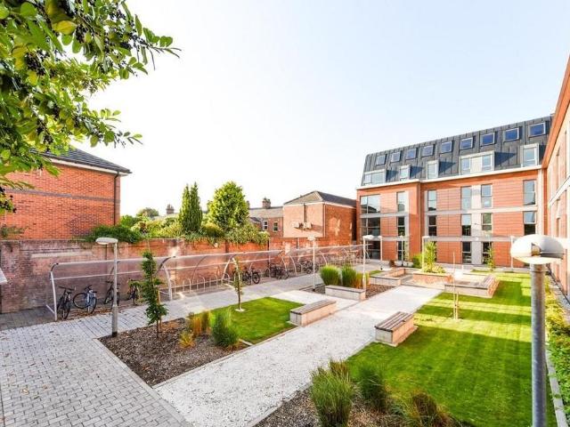 Flat for rent in High Field, York