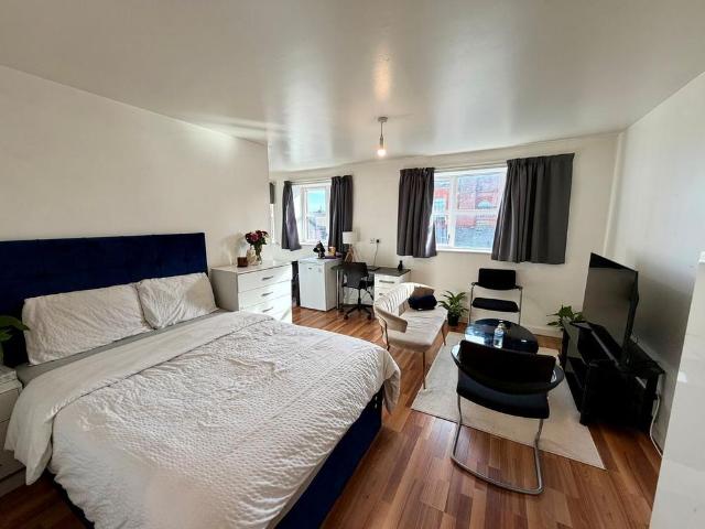 Studio for rent in Black Friars, Old Wharf