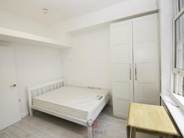 Flat for rent in Earl's Court, Greater London