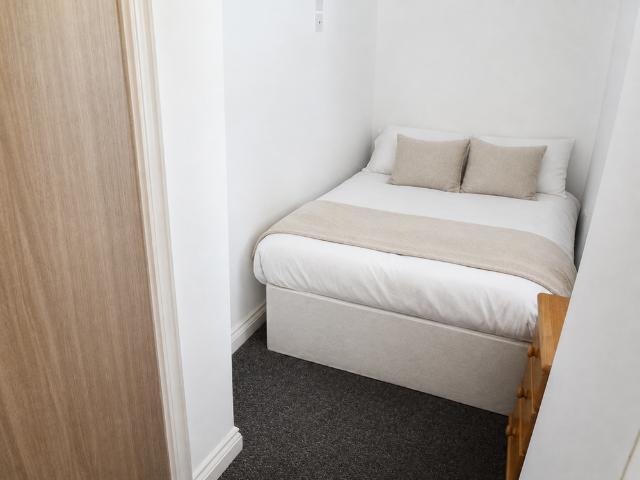 Studio for rent in Besses o' th' Barn, Bury