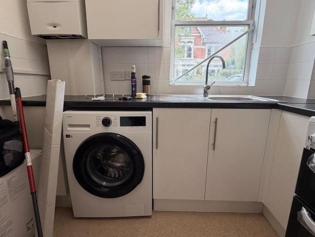 Studio for rent in Chiswick, Greater London