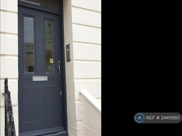 Studio for rent in Chalk Farm, Greater London