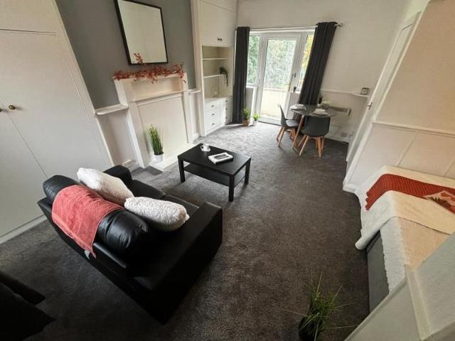 Studio for rent in Headingley Hill, Headingley