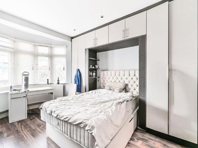 Studio for rent in Streatham, Greater London