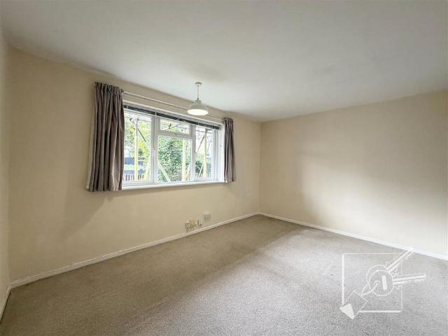Studio for rent in Snodhurst, Chatham