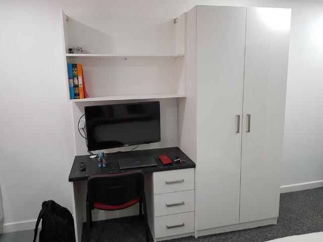 Studio for rent in Highfields, Leicester