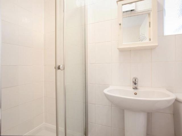 Studio for rent in North Sheen, Greater London
