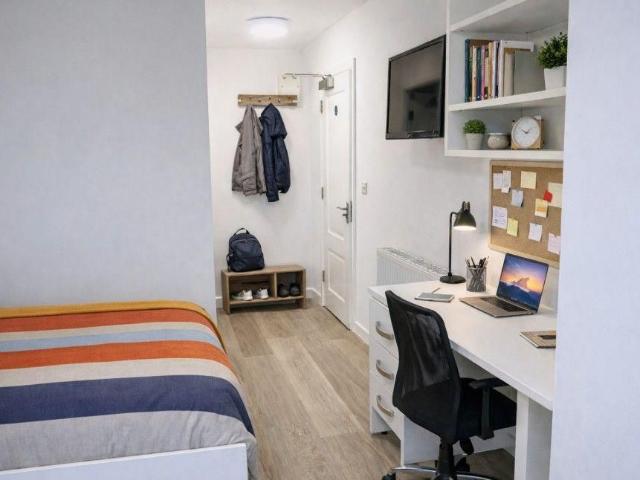 Studio for rent in Bede Island, Leicester