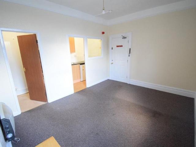 Studio for rent in Falcon Lodge, Wales