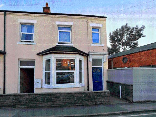Flat for rent in Baswich, Staffordshire