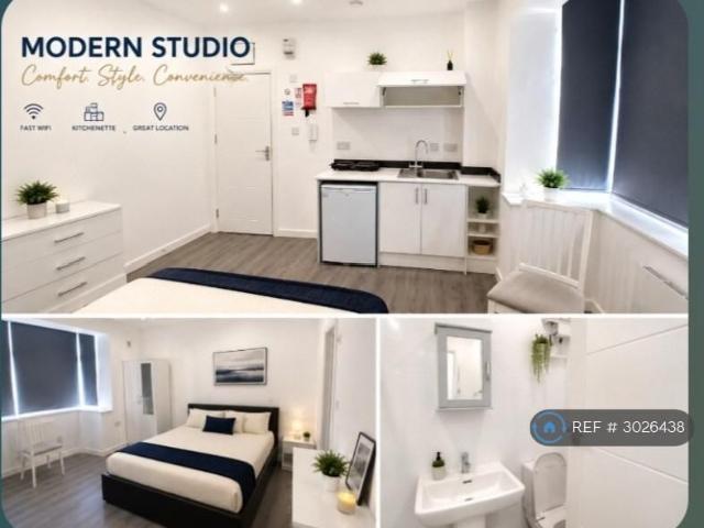 Studio for rent in London Borough of Merton, Mitcham