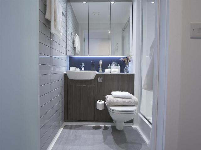 Flat for rent in Preston, Adelphi