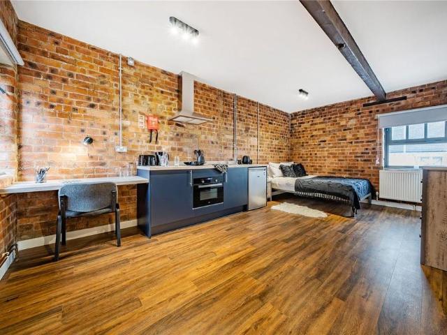 Studio for rent in New Boultham, Brayford