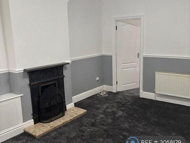 Studio for rent in Burnley Wood, Burnley