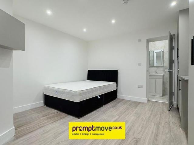 Studio for rent in Leagrave, Luton