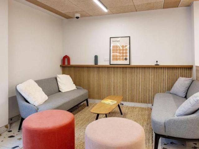 Studio for rent in Scotland