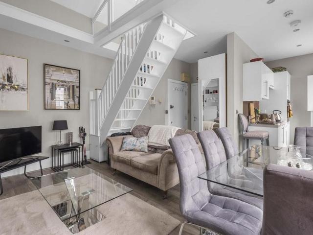 Studio for rent in Notting Hill, Greater London