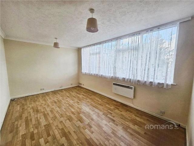 Studio for rent in Slough