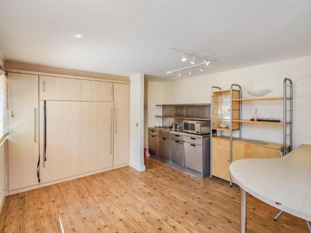 Flat for rent in Edgbaston, Isle Of Man