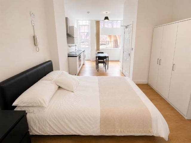 Studio for rent in Bede Island, Old Wharf