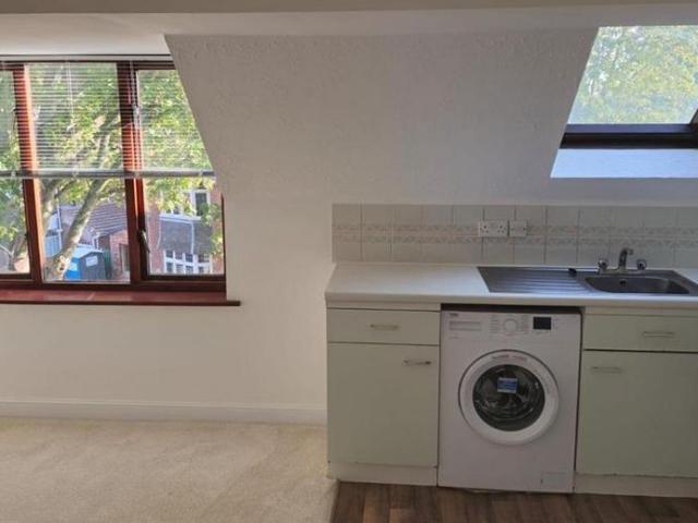Studio for rent in Bevois Mount, Portswood