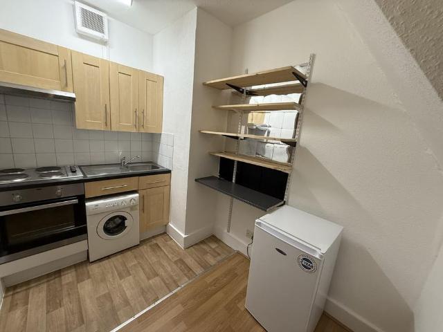 Studio for rent in Cat Hill, Isle Of Man