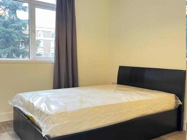 Flat for rent in Hammersmith, Greater London