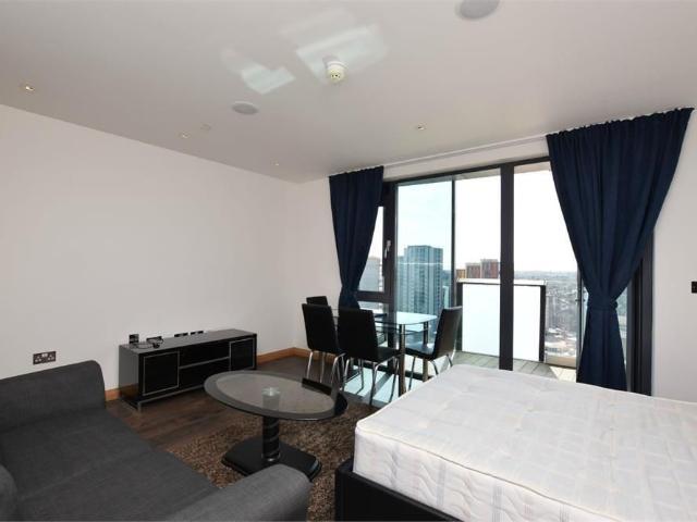 Studio for rent in Sudbury, Greater London