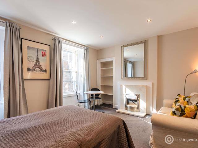 Studio for rent in New Town, Scotland