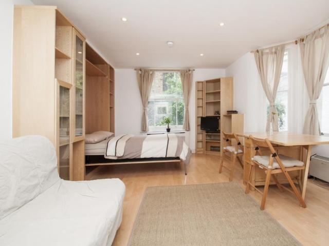 Apartment for rent in Pimlico, Greater London