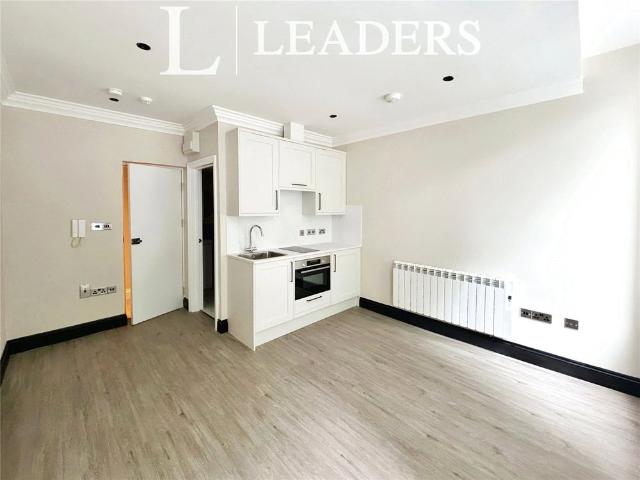 Studio for rent in Berwick, Cross In Hand