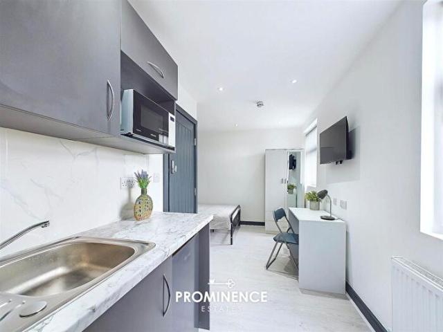 Apartment for rent in Manor Farm Estate, West Midlands