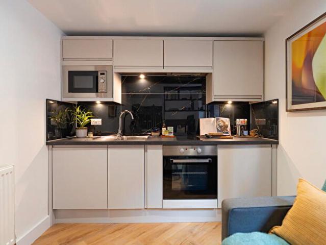 Apartment for rent in Bede Island, Old Wharf