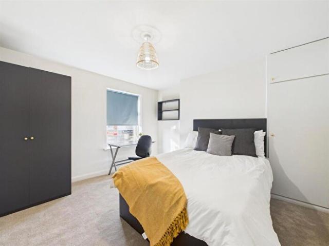 Apartment for rent in Elmfield, Leicestershire