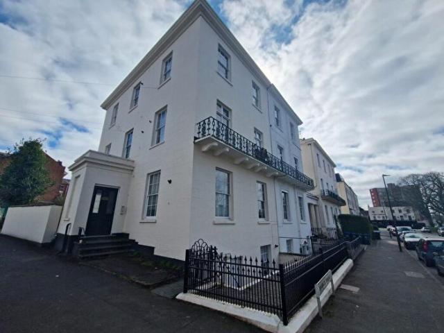 Apartment for rent in Milverton, Green Close