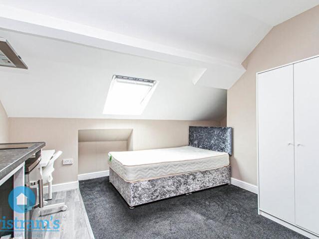 Apartment for rent in Hyson Green, Haddon