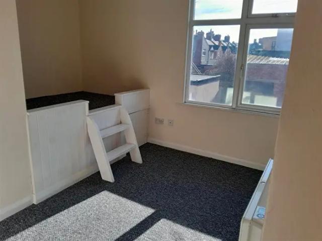 Apartment for rent in Knighton Fields, Leicester