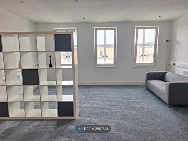Apartment for rent in Mount Pleasant, Nangreaves