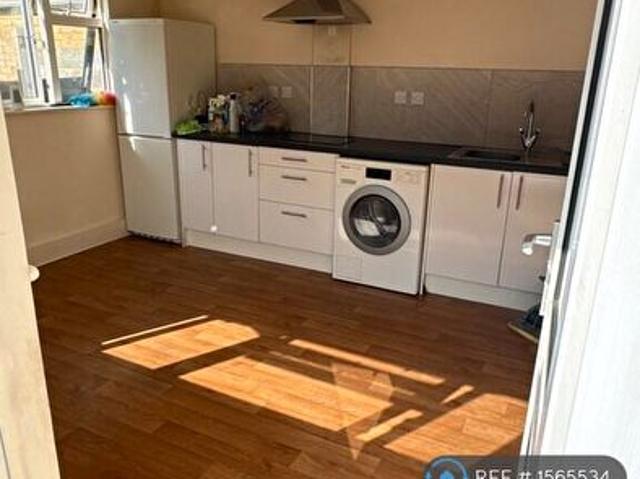 Apartment for rent in Berrick Salome, Oxfordshire