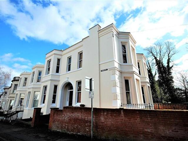 Apartment for rent in Milverton, Green Close