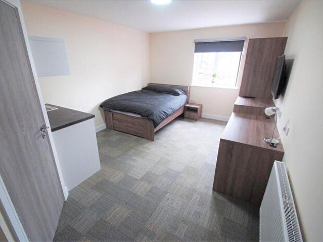 Apartment for rent in Ball Hill, West Midlands