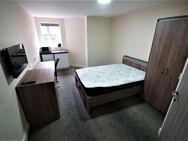 Apartment for rent in Ball Hill, West Midlands