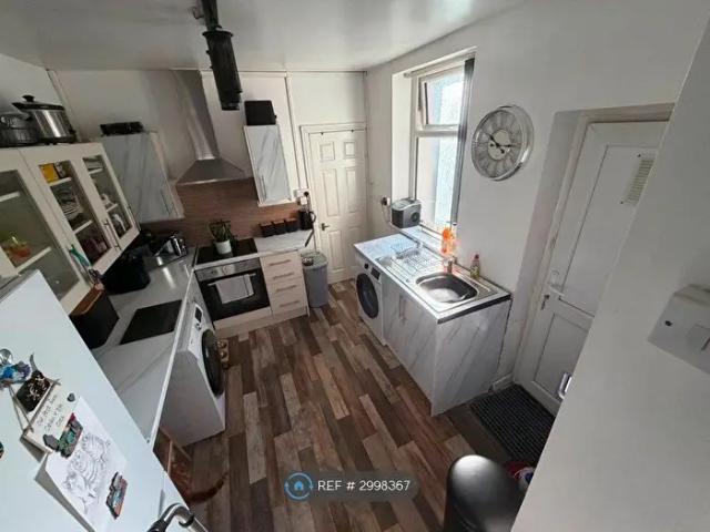 Apartment for rent in Bargoed, Wales