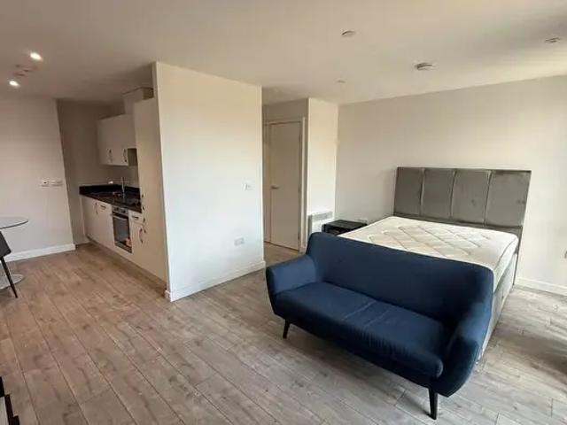 Apartment for rent in The Meadows, Haddon