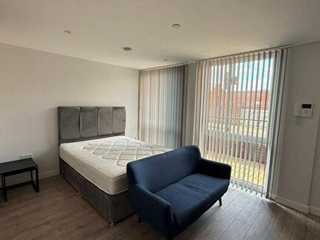 Apartment for rent in The Meadows, Haddon